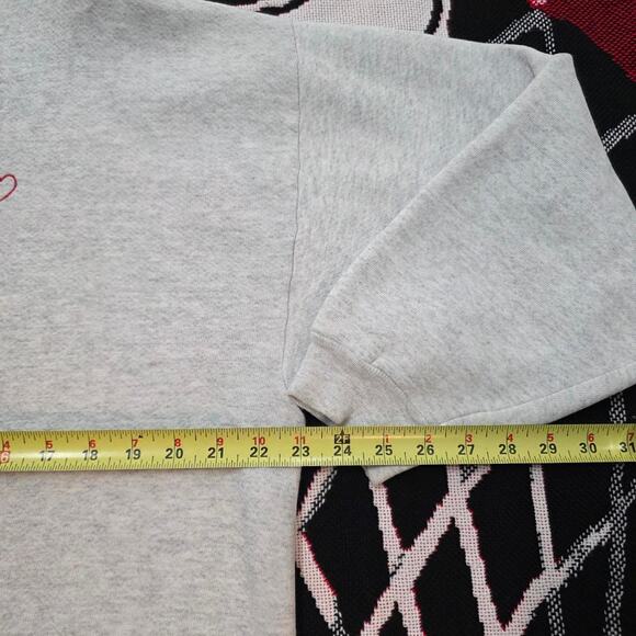 Vintage Mickey and Minnie Lovers Crewneck - Picture 6 of 6